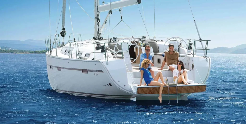 Прогулка по морю на яхте из Анталии 1