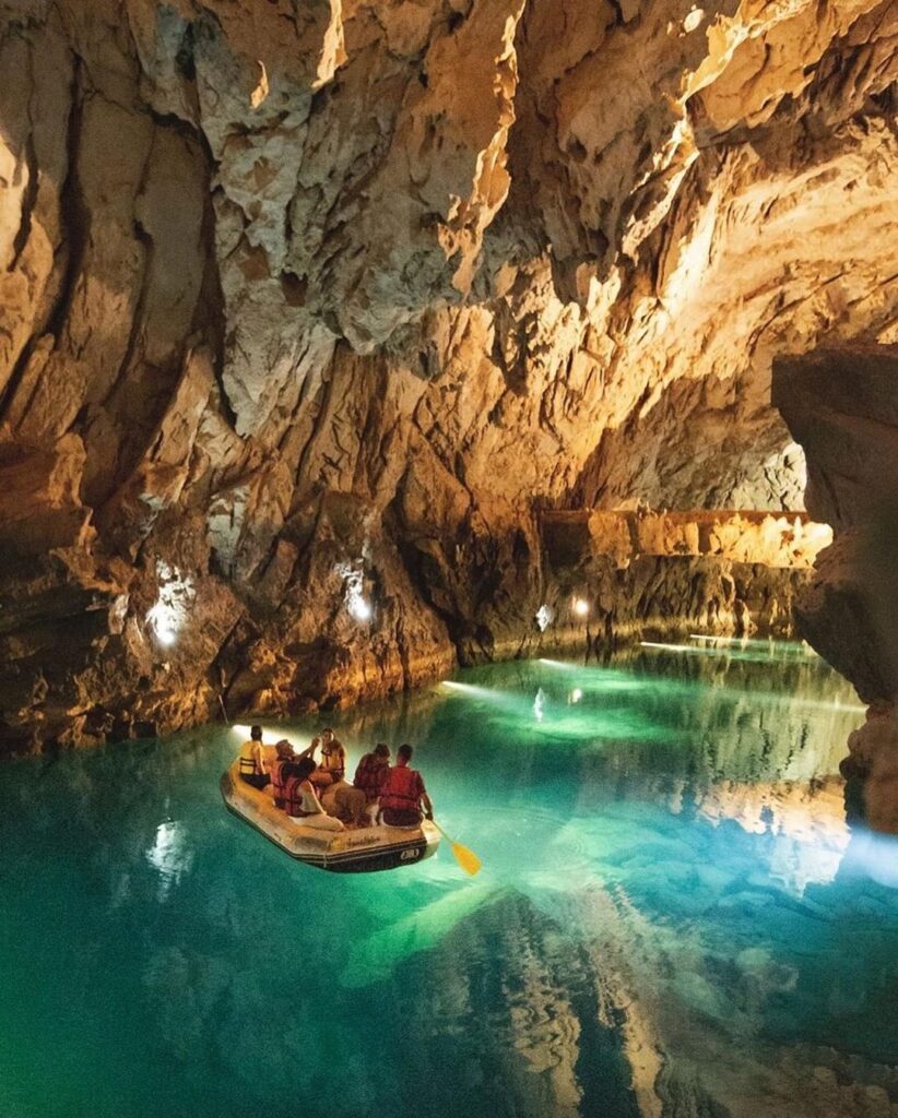 Пещера Алтынбешик 1